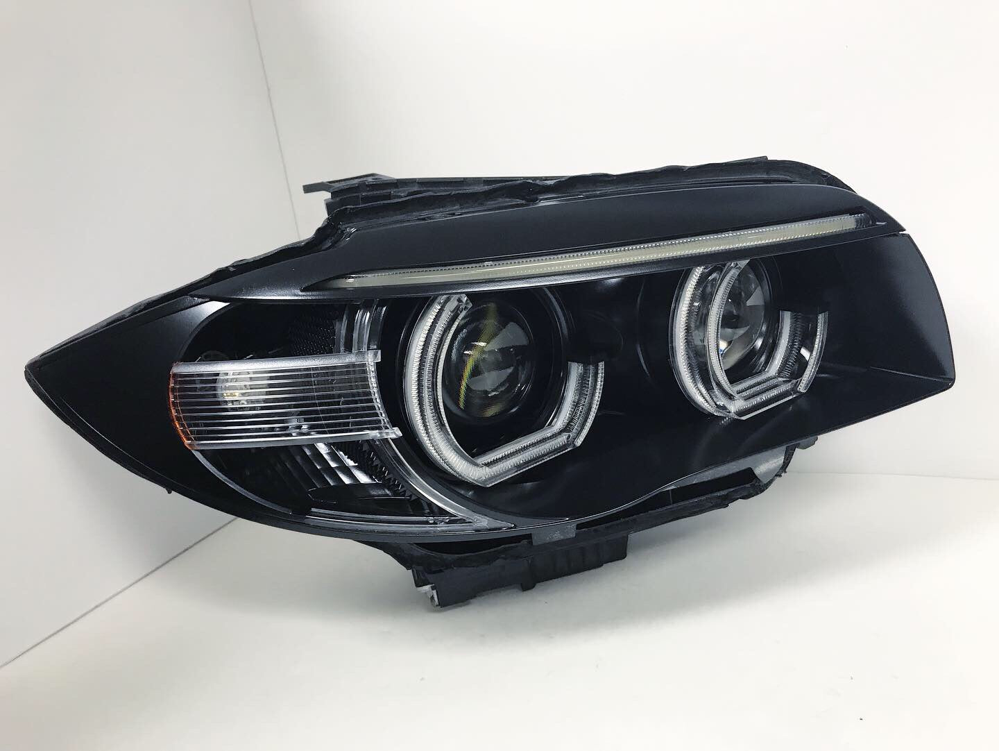 E82 E88 LCI 1 Series DTM Ring Retrofit (2011 - 2013 Xenon headlights only)