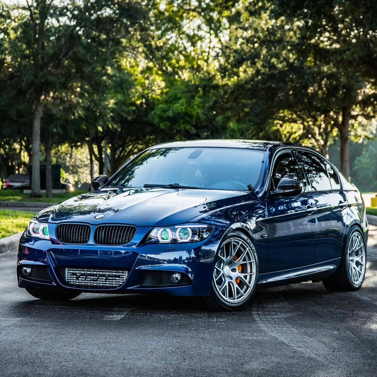 E90 E91 LCI Sedan DTM Retrofit (2009 - 2011 Xenon headlights only)